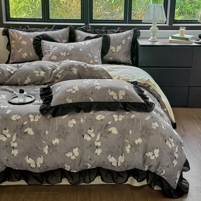 91家纺网 家纺一手货源 找家纺 宅家居 2025新款A类轻法式复古赫本风全棉纯棉有氧双层纱花边四件套黑色韩式花边三件套 蝶梦-深咖