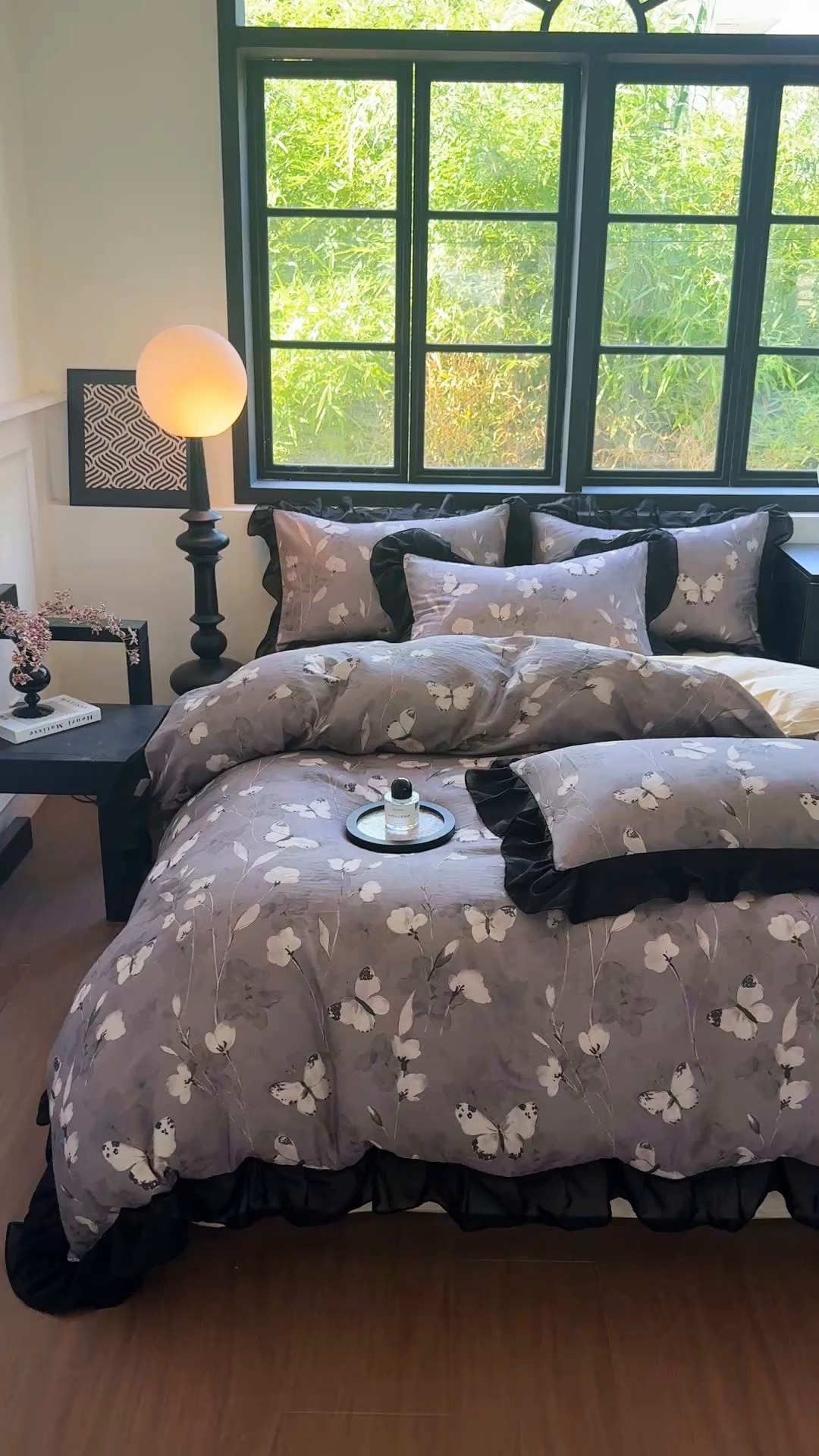 91家纺网 家纺一手货源 找家纺 宅家居 2025新款A类轻法式复古赫本风全棉纯棉有氧双层纱花边四件套黑色韩式花边三件套 蝶梦-深咖