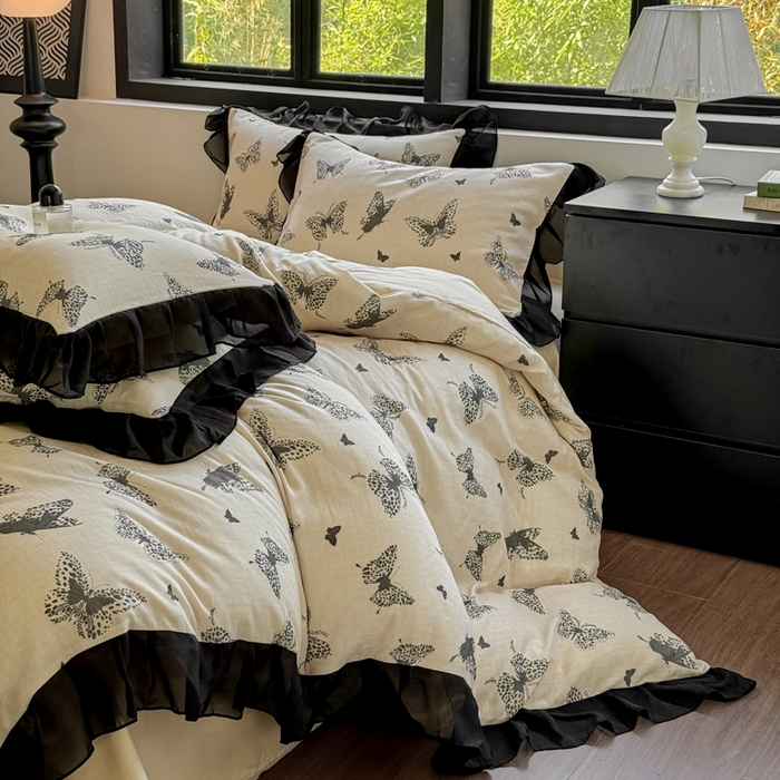 91家纺网 家纺一手货源 找家纺 宅家居 2025新款A类轻法式复古赫本风全棉纯棉有氧双层纱花边四件套黑色韩式花边三件套 蝶影