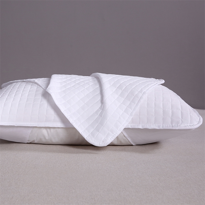 91家纺网 家纺一手货源 找家纺 诺享家纺 2025新款绗缝夹棉枕套防口水防头油防尘枕芯隔离套 半包绗绣白色