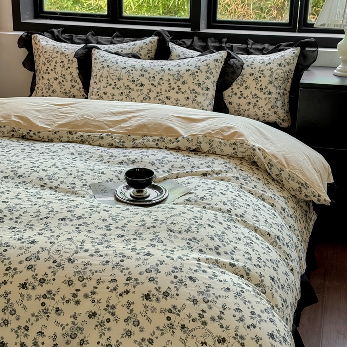 91家纺网 家纺一手货源 找家纺 宅家居 2025新款A类轻法式复古赫本风全棉纯棉有氧双层纱花边四件套黑色韩式花边三件套 花园蜜兔