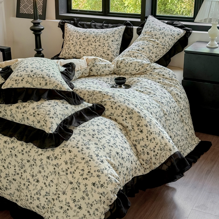 91家纺网 家纺一手货源 找家纺 宅家居 2025新款A类轻法式复古赫本风全棉纯棉有氧双层纱花边四件套黑色韩式花边三件套 花园蜜兔