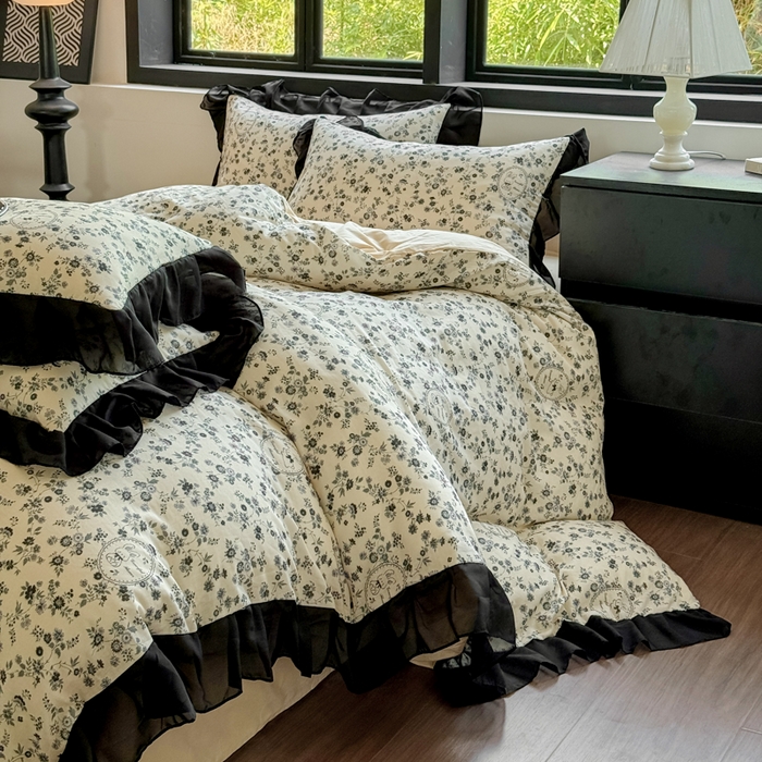 91家纺网 家纺一手货源 找家纺 宅家居 2025新款A类轻法式复古赫本风全棉纯棉有氧双层纱花边四件套黑色韩式花边三件套 花园蜜兔