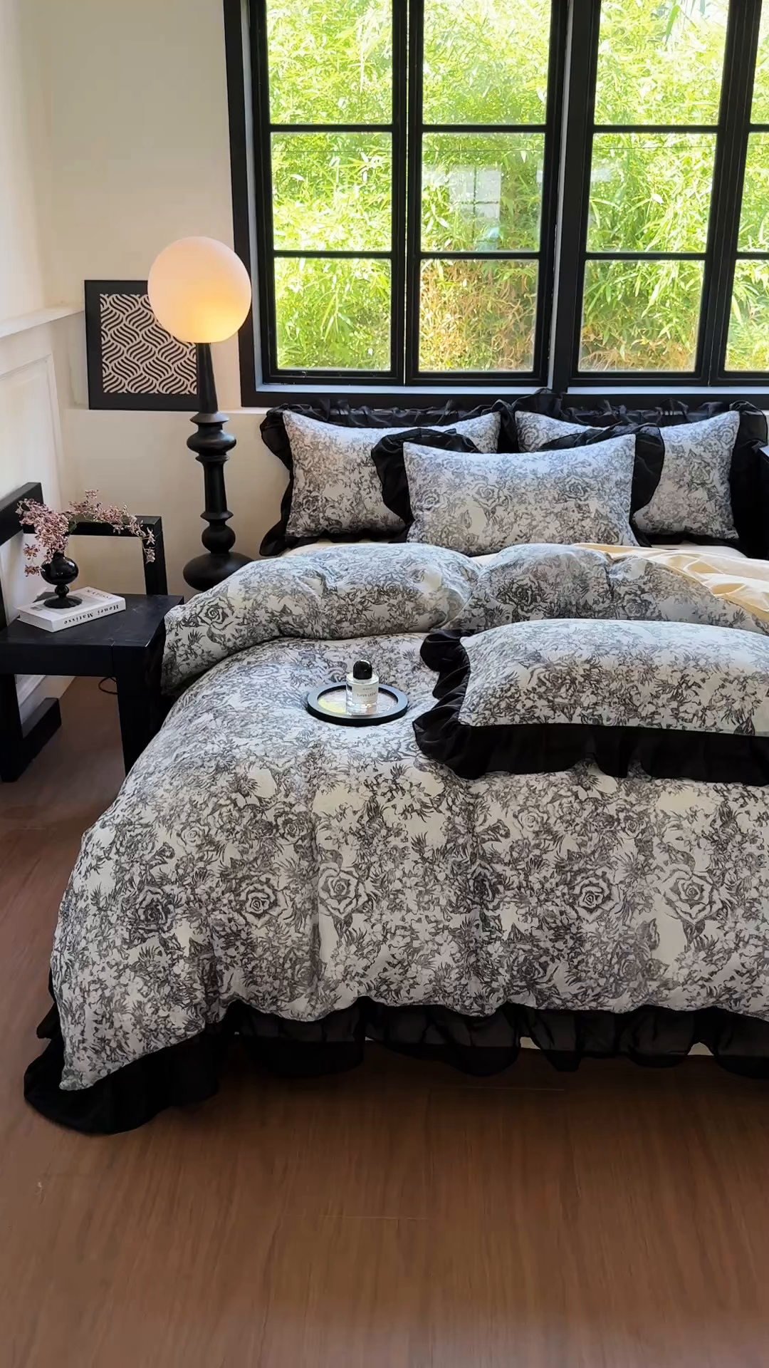 91家纺网 家纺一手货源 找家纺 宅家居 2025新款A类轻法式复古赫本风全棉纯棉有氧双层纱花边四件套黑色韩式花边三件套 莫奈