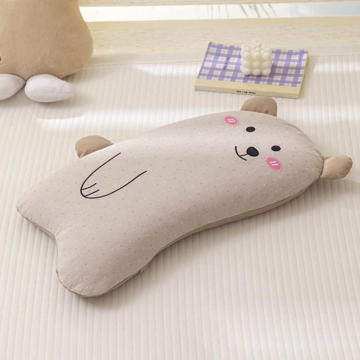 芯洲 2025新款卡通荞麦儿童宿舍抱抱熊可爱午睡荞麦枕枕头枕芯 抱抱熊-咖