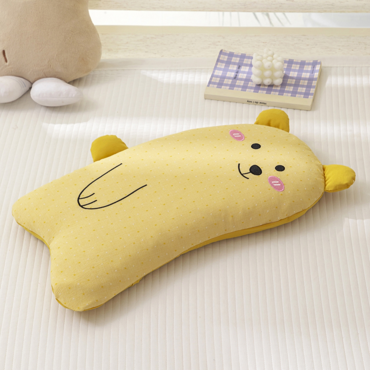 芯洲 2025新款卡通荞麦儿童宿舍抱抱熊可爱午睡荞麦枕枕头枕芯 抱抱熊-黄