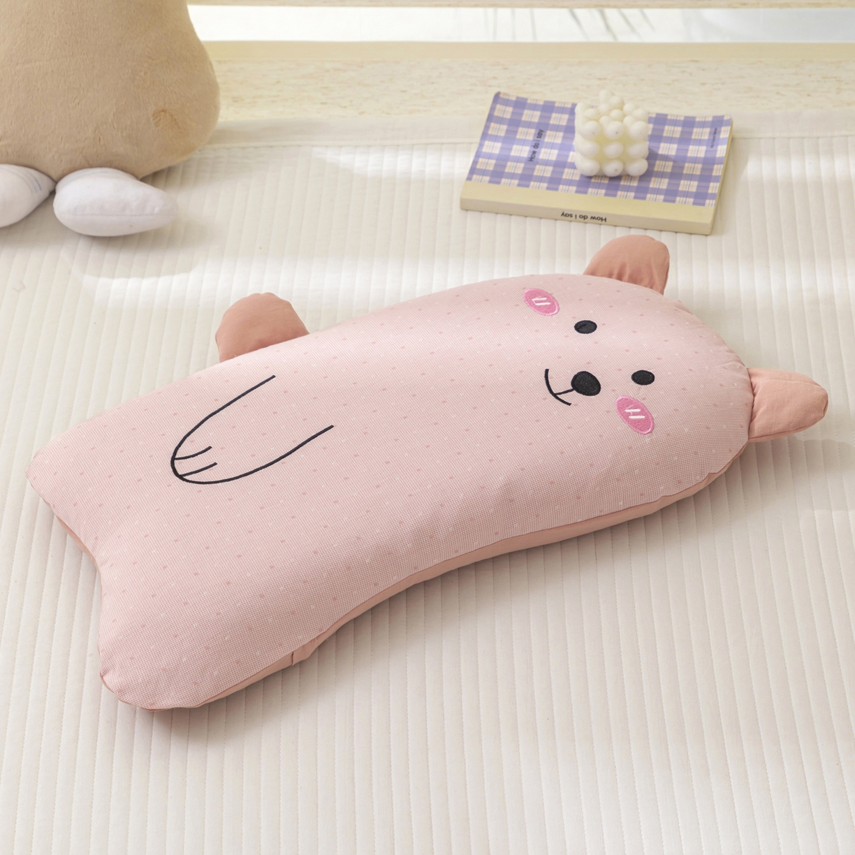 芯洲 2025新款卡通荞麦儿童宿舍抱抱熊可爱午睡荞麦枕枕头枕芯 抱抱熊-粉