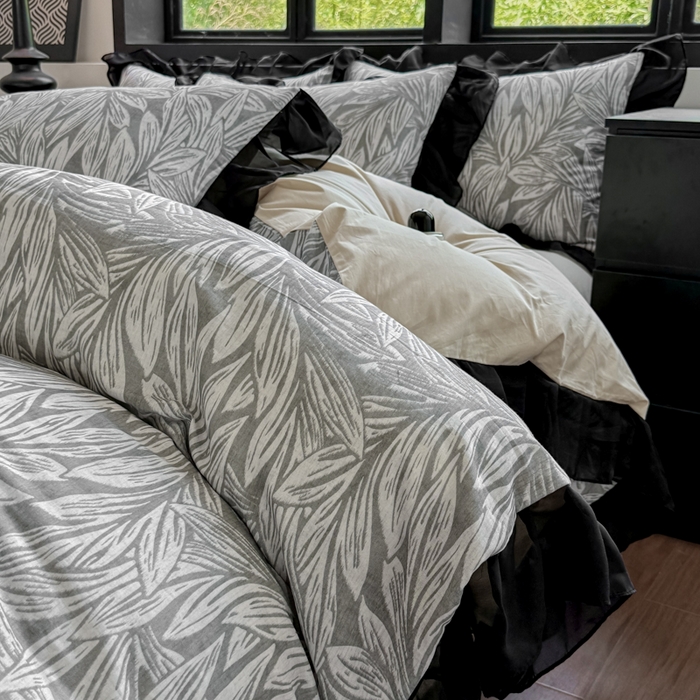 91家纺网 家纺一手货源 找家纺 宅家居 2025新款A类轻法式复古赫本风全棉纯棉有氧双层纱花边四件套黑色韩式花边三件套 野迈