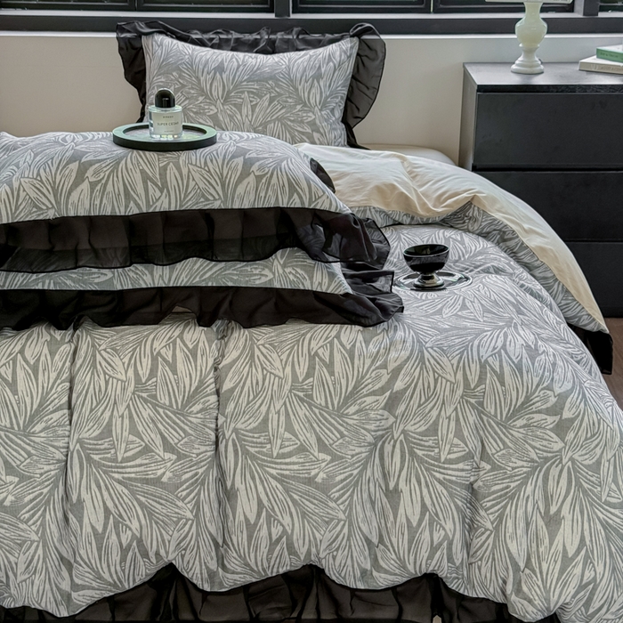 91家纺网 家纺一手货源 找家纺 宅家居 2025新款A类轻法式复古赫本风全棉纯棉有氧双层纱花边四件套黑色韩式花边三件套 野迈