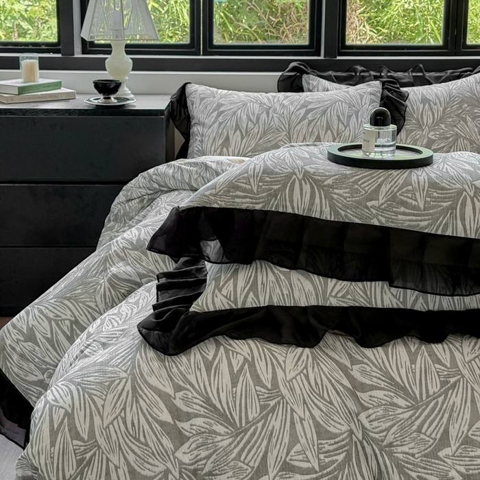 91家纺网 家纺一手货源 找家纺 宅家居 2025新款A类轻法式复古赫本风全棉纯棉有氧双层纱花边四件套黑色韩式花边三件套 野迈