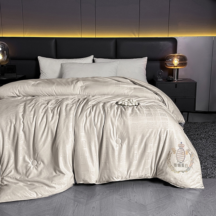 91家纺网 家纺一手货源 找家纺 兴邦家纺 2026新款全棉提花蚕丝被加厚冬被春秋被蚕蛹蛋白被外贸跨境被子被芯直播爆款 提花款-简爱-乳白