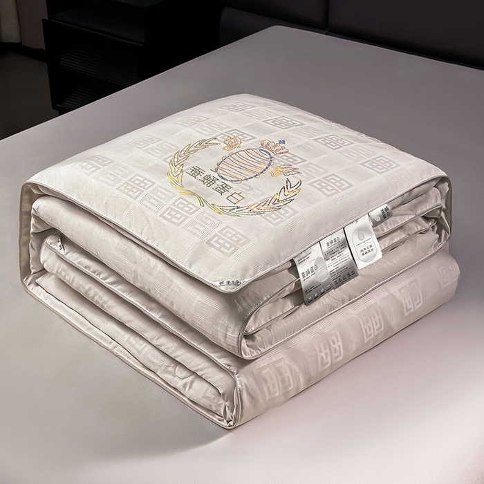 91家纺网 家纺一手货源 找家纺 兴邦家纺 2026新款全棉提花蚕丝被加厚冬被春秋被蚕蛹蛋白被外贸跨境被子被芯直播爆款 提花款-简爱-乳白