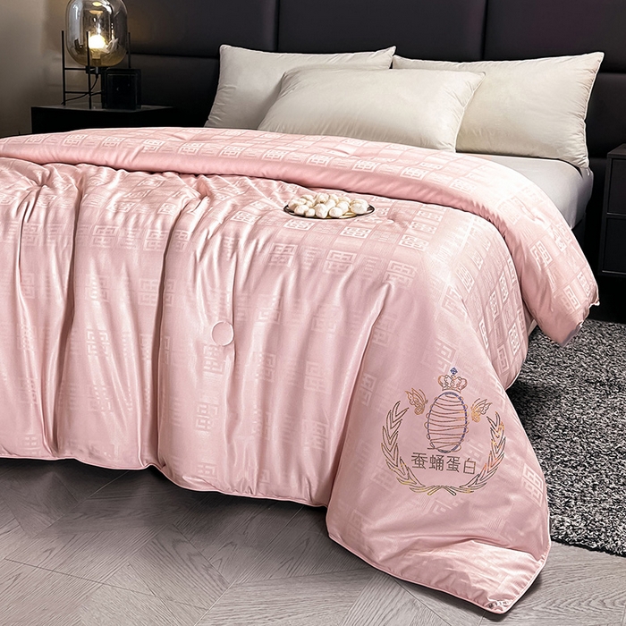 91家纺网 家纺一手货源 找家纺 兴邦家纺 2026新款全棉提花蚕丝被加厚冬被春秋被蚕蛹蛋白被外贸跨境被子被芯直播爆款 提花款-简爱-粉玉