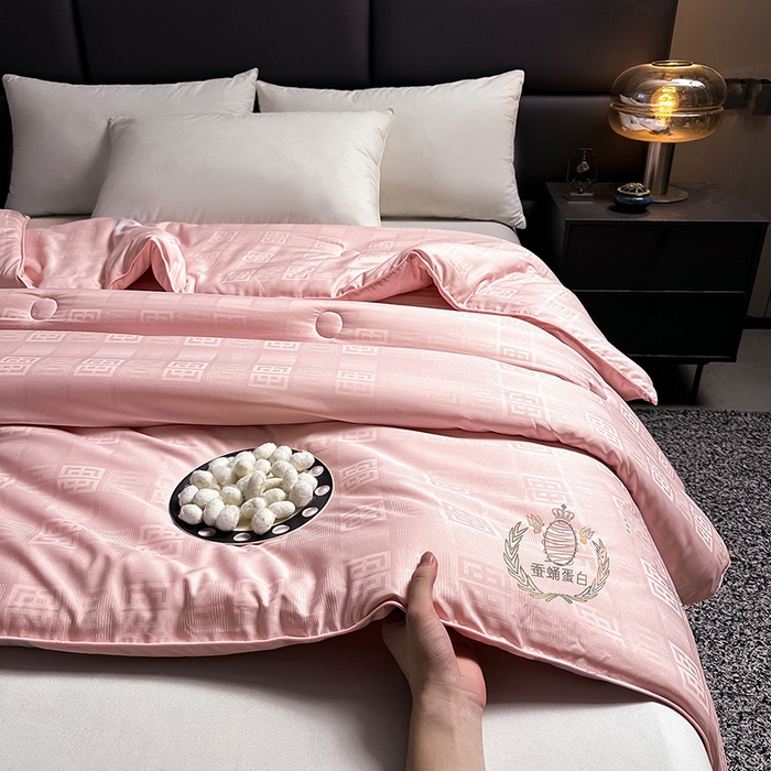 91家纺网 家纺一手货源 找家纺 兴邦家纺 2026新款全棉提花蚕丝被加厚冬被春秋被蚕蛹蛋白被外贸跨境被子被芯直播爆款 提花款-简爱-粉玉