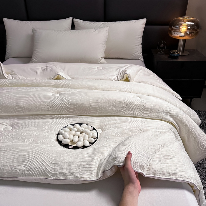 91家纺网 家纺一手货源 找家纺 兴邦家纺 2026新款全棉提花蚕丝被加厚冬被春秋被蚕蛹蛋白被外贸跨境被子被芯直播爆款 浮雕款-花影-米白