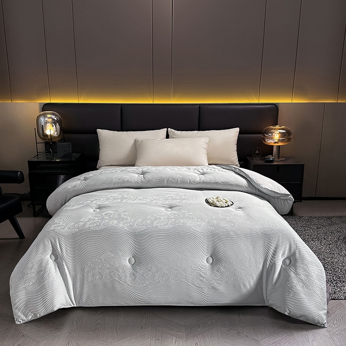 91家纺网 家纺一手货源 找家纺 兴邦家纺 2026新款全棉提花蚕丝被加厚冬被春秋被蚕蛹蛋白被外贸跨境被子被芯直播爆款 浮雕款-花影-灰