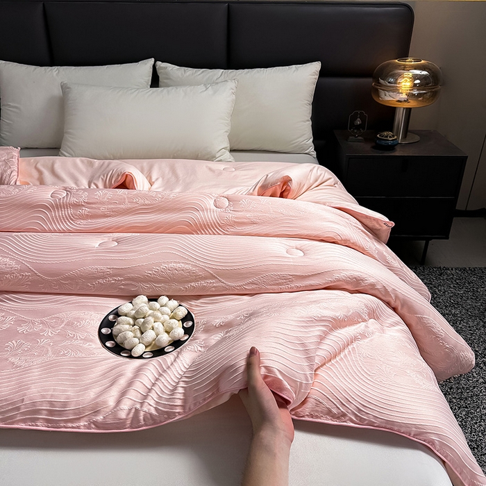 91家纺网 家纺一手货源 找家纺 兴邦家纺 2026新款全棉提花蚕丝被加厚冬被春秋被蚕蛹蛋白被外贸跨境被子被芯直播爆款 浮雕款-花影-粉