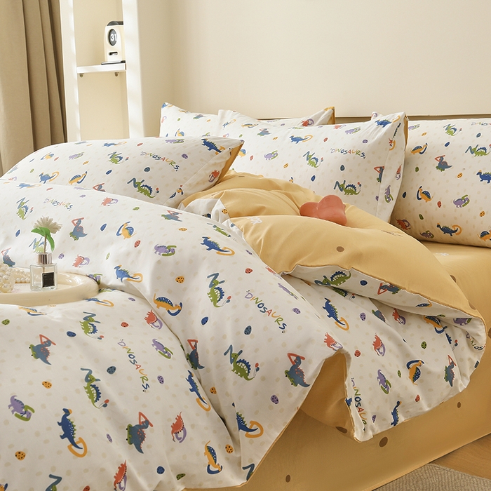 91家纺网 家纺一手货源 找家纺 2025直播新款13372全棉纯棉印花四件套喷气小清新简约热款学生四件套 彩色恐龙