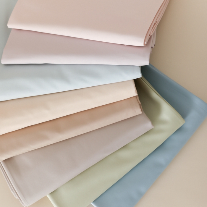 91家纺网 家纺一手货源 找家纺 云栖家居 2025新款全棉纯棉纯色双拼色长绒棉纯棉四件套--极简 组合图仅供参考