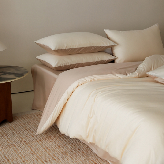 91家纺网 家纺一手货源 找家纺 云栖家居 2025新款全棉纯棉纯色双拼色长绒棉纯棉四件套--极简 米粒碎&极简米