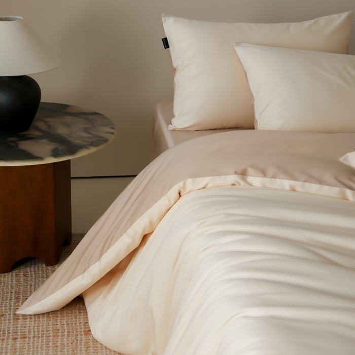 91家纺网 家纺一手货源 找家纺 云栖家居 2025新款全棉纯棉纯色双拼色长绒棉纯棉四件套--极简 米粒碎&极简米