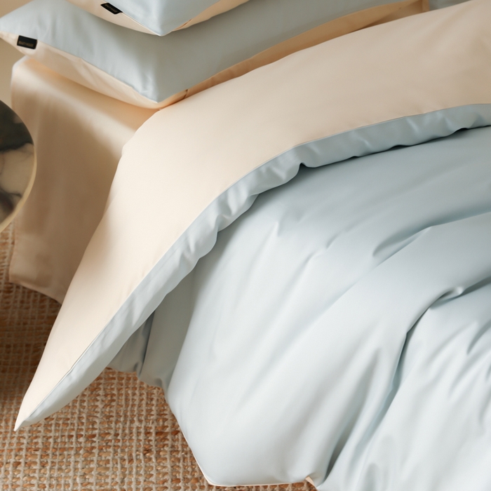 91家纺网 家纺一手货源 找家纺 云栖家居 2025新款全棉纯棉纯色双拼色长绒棉纯棉四件套--极简 浅云兰&米粒碎
