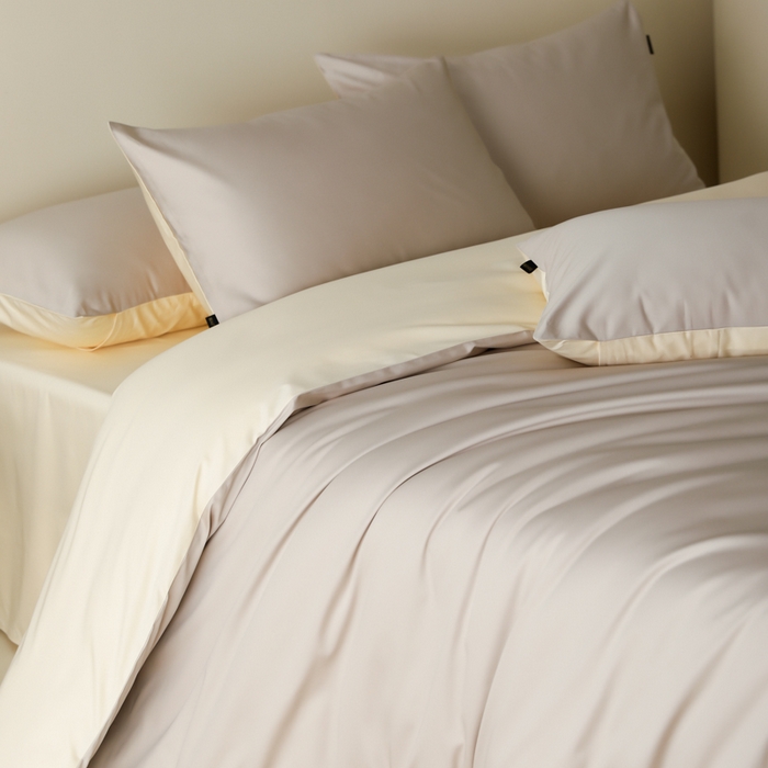 91家纺网 家纺一手货源 找家纺 云栖家居 2025新款全棉纯棉纯色双拼色长绒棉纯棉四件套--极简 锡器灰&米粒碎