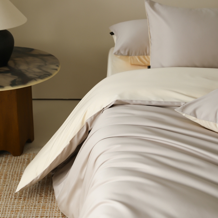 91家纺网 家纺一手货源 找家纺 云栖家居 2025新款全棉纯棉纯色双拼色长绒棉纯棉四件套--极简 锡器灰&米粒碎