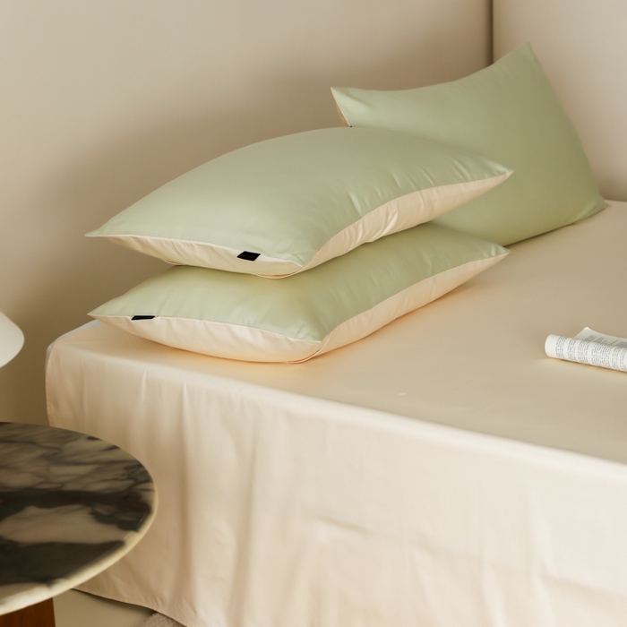 91家纺网 家纺一手货源 找家纺 云栖家居 2025新款全棉纯棉纯色双拼色长绒棉纯棉四件套--极简 原力绿&米粒碎