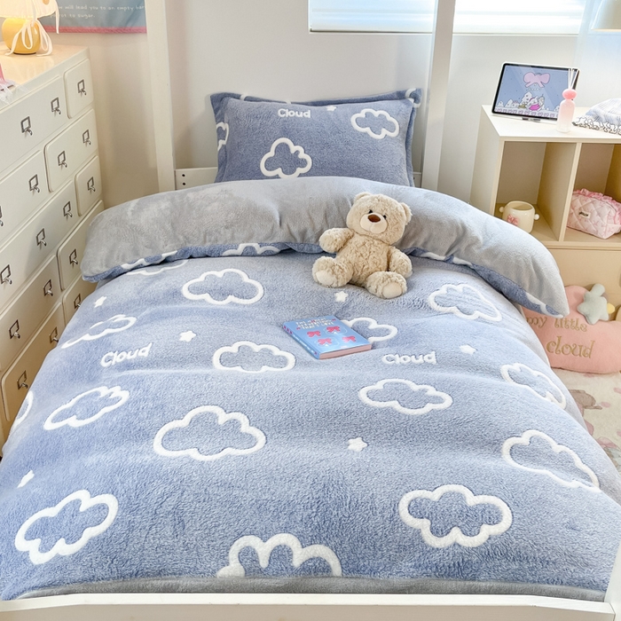 91家纺网 家纺一手货源 找家纺 川悦生活 2025新款立体雪花绒印花四件套学生床系列一场景一 奶味云朵