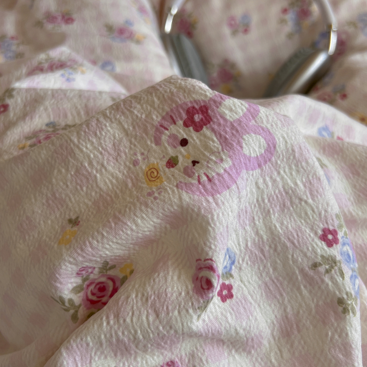 91家纺网 家纺一手货源 找家纺 三元色 2025新款云感毛巾绣学生三件套 猫咪花园