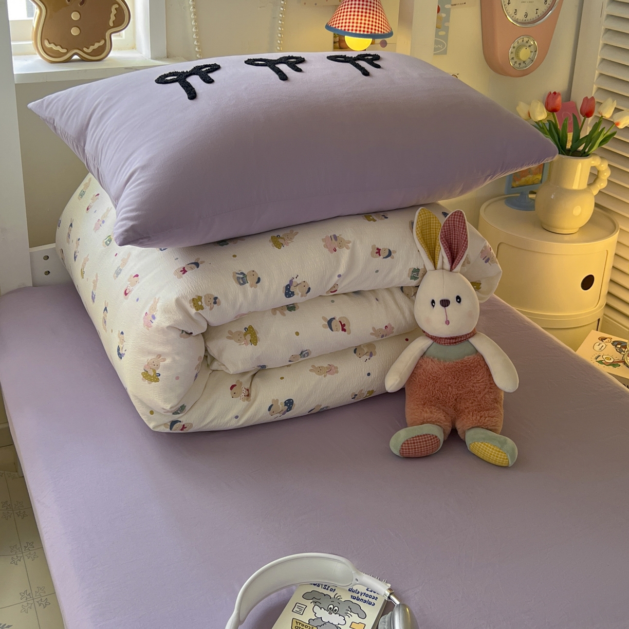 91家纺网 家纺一手货源 找家纺 三元色 2025新款云感毛巾绣学生三件套 心动萌兔