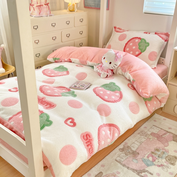 91家纺网 家纺一手货源 找家纺 川悦生活 2025新款立体雪花绒印花四件套学生床系列一场景一 啵啵草莓