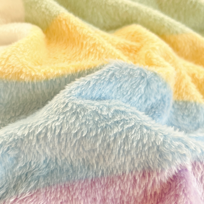 91家纺网 家纺一手货源 找家纺 川悦生活 2025新款立体雪花绒印花四件套学生床系列一场景一 彩虹爱心粉