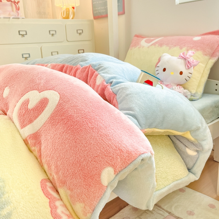 91家纺网 家纺一手货源 找家纺 川悦生活 2025新款立体雪花绒印花四件套学生床系列一场景一 彩虹爱语蓝