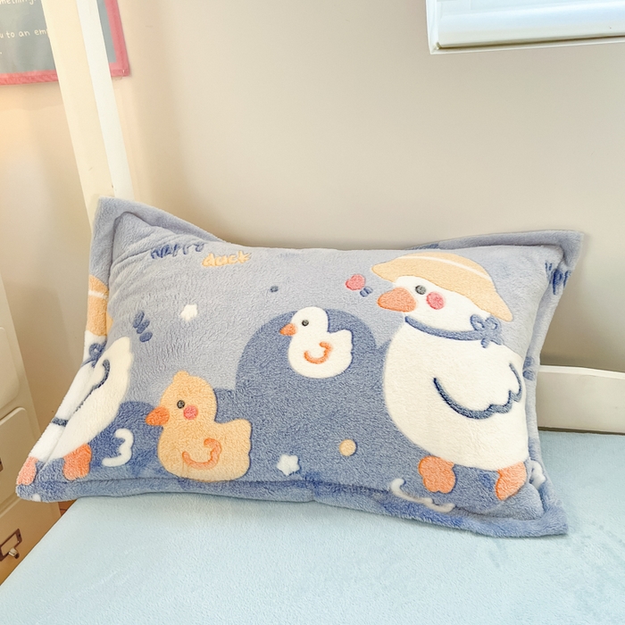 91家纺网 家纺一手货源 找家纺 川悦生活 2025新款立体雪花绒印花四件套学生床系列一场景一 哒哒鸭丫