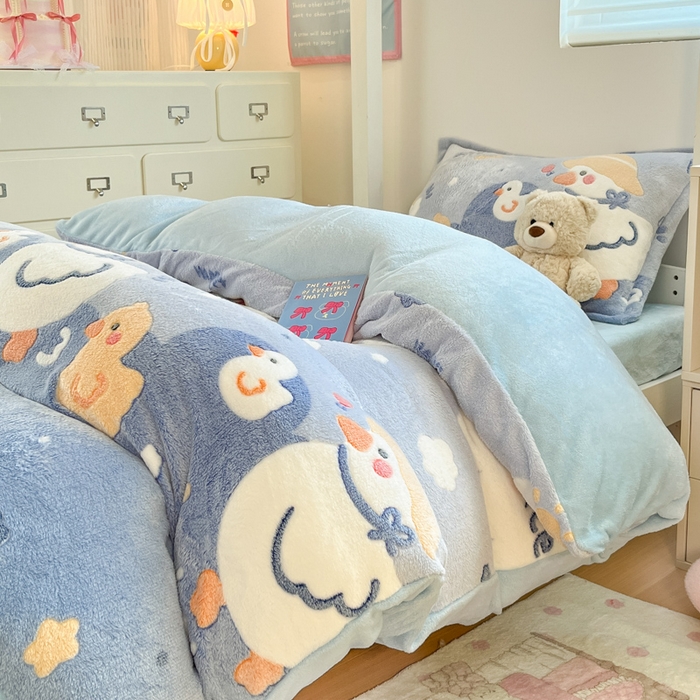 91家纺网 家纺一手货源 找家纺 川悦生活 2025新款立体雪花绒印花四件套学生床系列一场景一 哒哒鸭丫