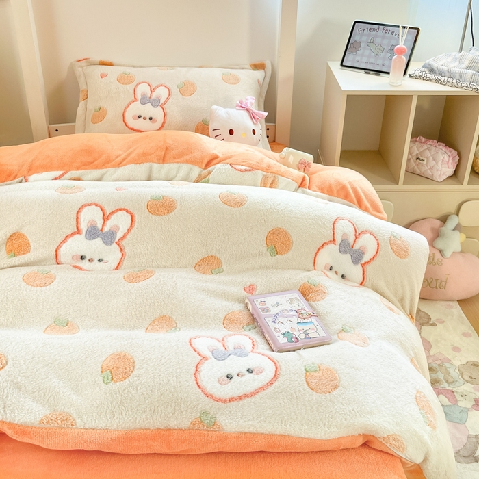 91家纺网 家纺一手货源 找家纺 川悦生活 2025新款立体雪花绒印花四件套学生床系列一场景一 橘兔