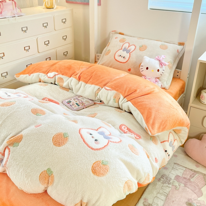 91家纺网 家纺一手货源 找家纺 川悦生活 2025新款立体雪花绒印花四件套学生床系列一场景一 橘兔