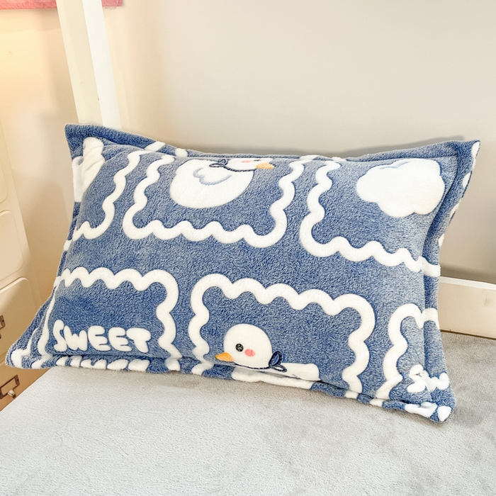 91家纺网 家纺一手货源 找家纺 川悦生活 2025新款立体雪花绒印花四件套学生床系列一场景一 快乐鸭鸭