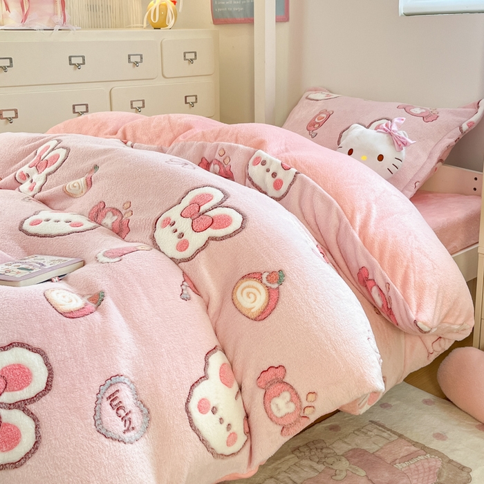 91家纺网 家纺一手货源 找家纺 川悦生活 2025新款立体雪花绒印花四件套学生床系列一场景一 蜜语奶兔