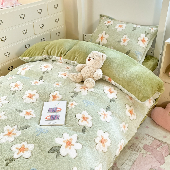 91家纺网 家纺一手货源 找家纺 川悦生活 2025新款立体雪花绒印花四件套学生床系列一场景一 奶芙小花