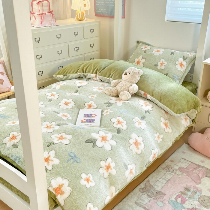 91家纺网 家纺一手货源 找家纺 川悦生活 2025新款立体雪花绒印花四件套学生床系列一场景一 奶芙小花