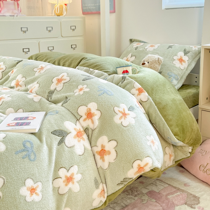 91家纺网 家纺一手货源 找家纺 川悦生活 2025新款立体雪花绒印花四件套学生床系列一场景一 奶芙小花