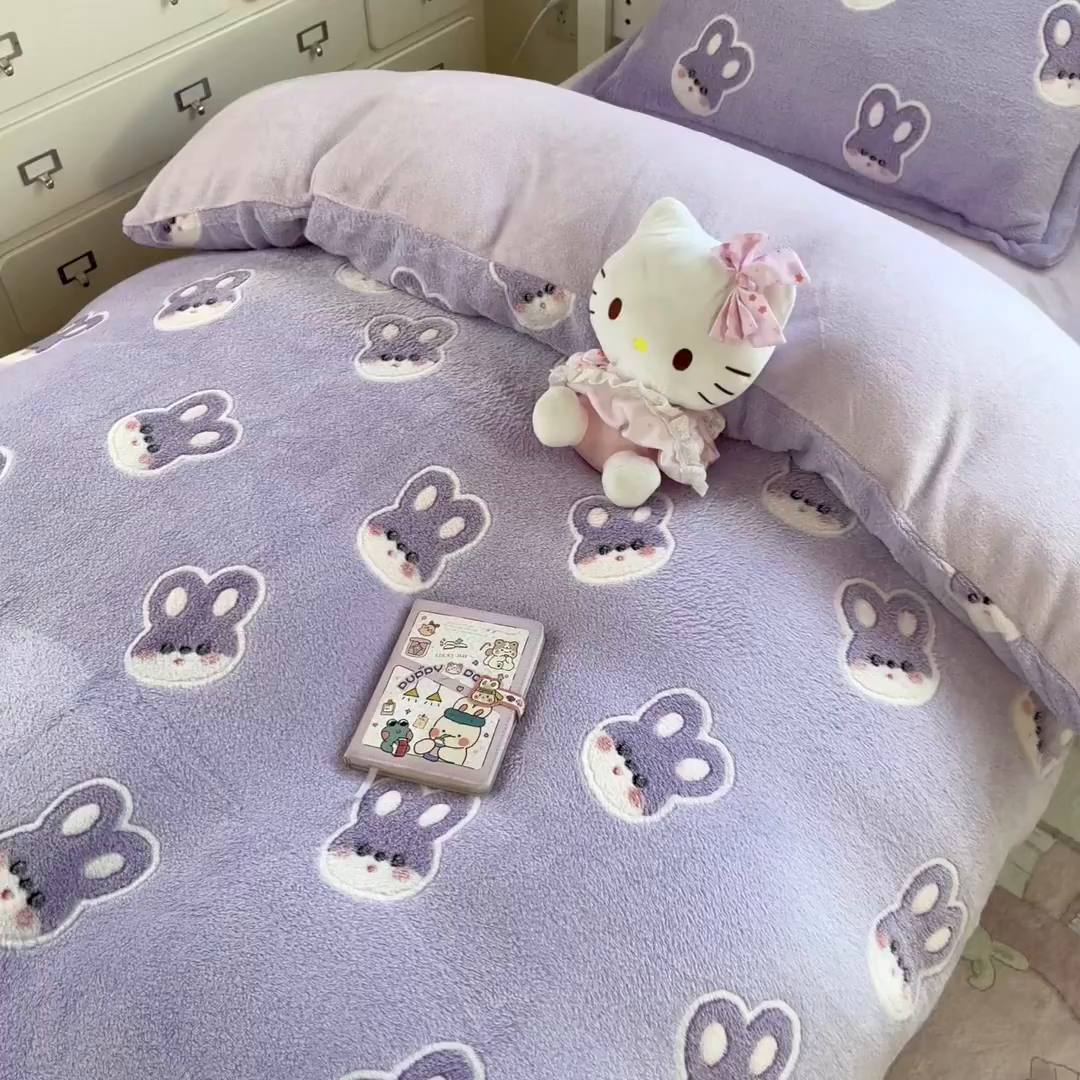 91家纺网 家纺一手货源 找家纺 川悦生活 2025新款立体雪花绒印花四件套学生床系列一场景一 妮娜兔
