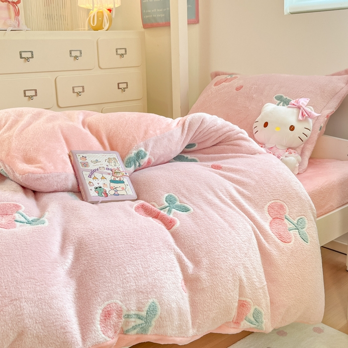 91家纺网 家纺一手货源 找家纺 川悦生活 2025新款立体雪花绒印花四件套学生床系列一场景一 桃心爱语