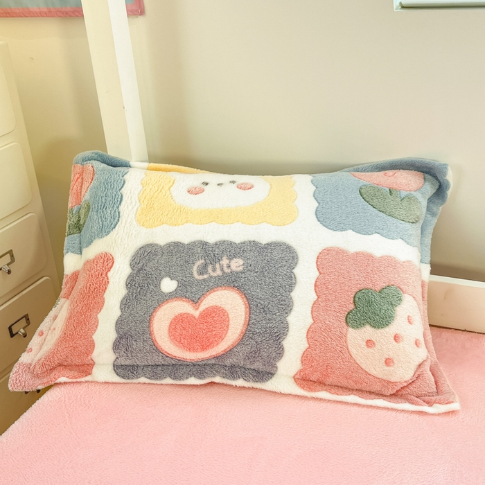 91家纺网 家纺一手货源 找家纺 川悦生活 2025新款立体雪花绒印花四件套学生床系列一场景一 甜蜜日常粉