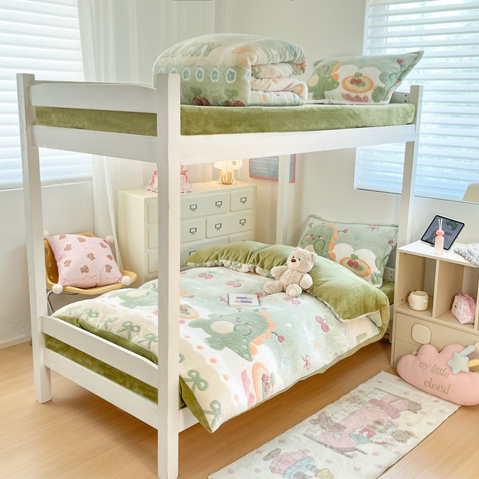 91家纺网 家纺一手货源 找家纺 川悦生活 2025新款立体雪花绒印花四件套学生床系列一场景一 甜系龙龙