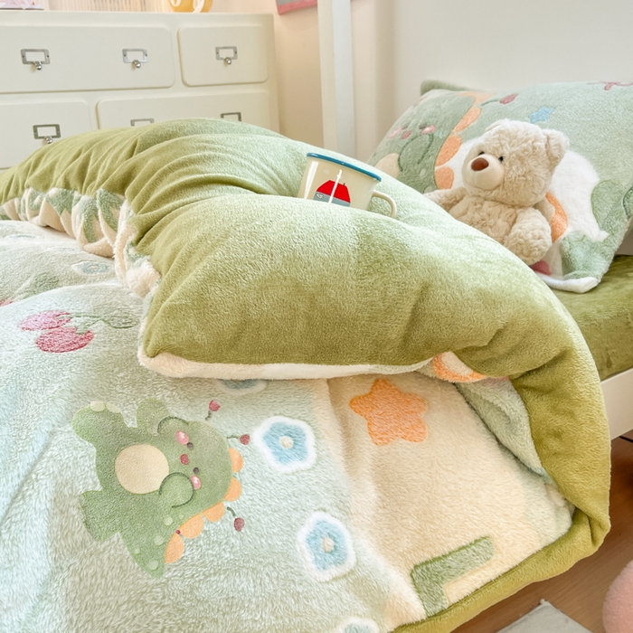 91家纺网 家纺一手货源 找家纺 川悦生活 2025新款立体雪花绒印花四件套学生床系列一场景一 甜系龙龙