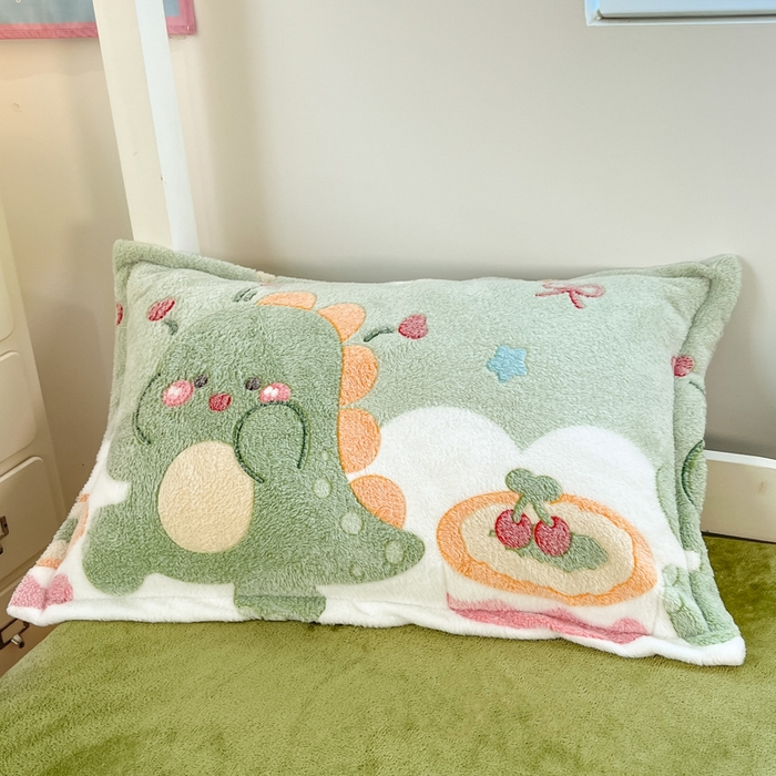 91家纺网 家纺一手货源 找家纺 川悦生活 2025新款立体雪花绒印花四件套学生床系列一场景一 甜系龙龙